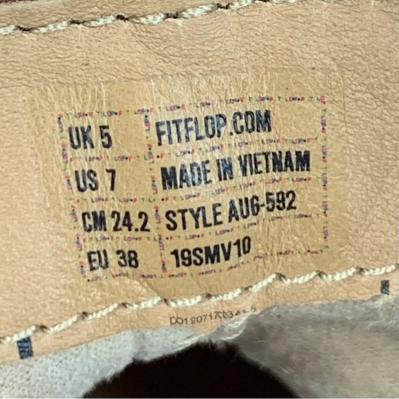 FitFlop Womens Athena Flower Stud Ankle Boot Shoes - Picture 9 of 10